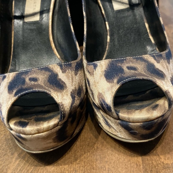 Stella McCartney leopard wedge ankle strap heel wedge 38 8 7.5 peep toe pin up - Picture 5 of 16